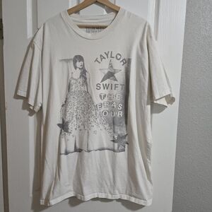 Official Taylor Swift Eras Tour Tshirt ✨️
